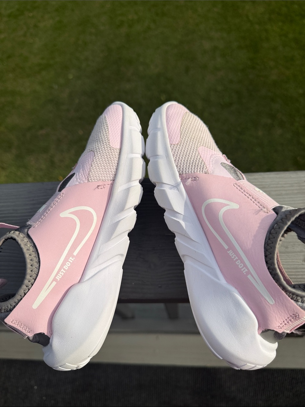 Nike Youth Flex Runner 2 GS Slip On Sneakers (Size: 3Y)(EUC)